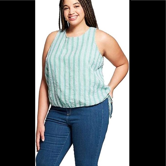 Universal Thread gauzy sear sucker Tank XL - Picture 1 of 8